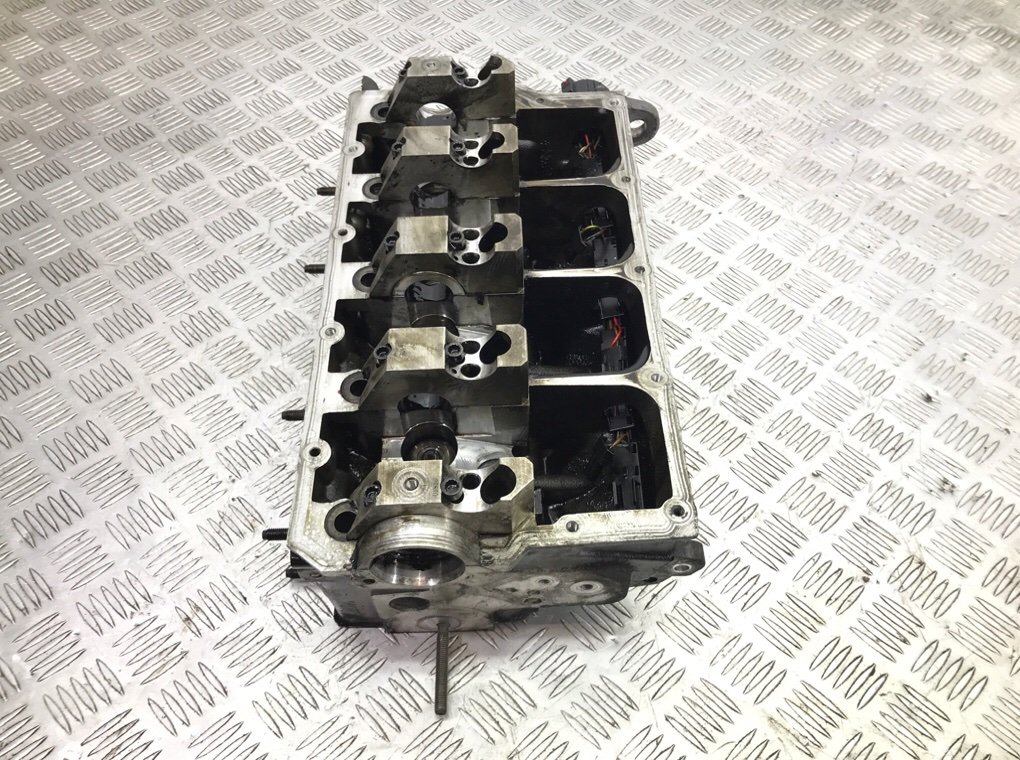 Головка блока цилиндров бу для Volkswagen Jetta 5 1.9 TDi, 2007 г. Головка блока цилиндров бу для Volkswagen Jetta 5 1.9 TDi, 2007 г.