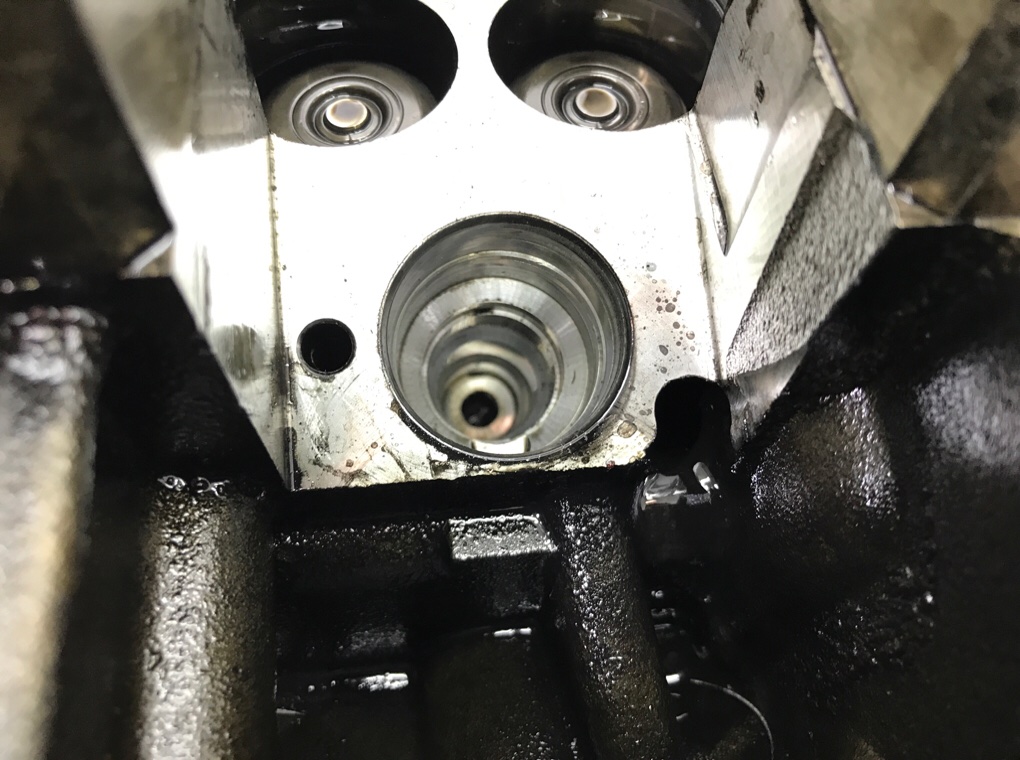 Головка блока цилиндров бу для Volkswagen Jetta 5 1.9 TDi, 2007 г. Головка блока цилиндров бу для Volkswagen Jetta 5 1.9 TDi, 2007 г.