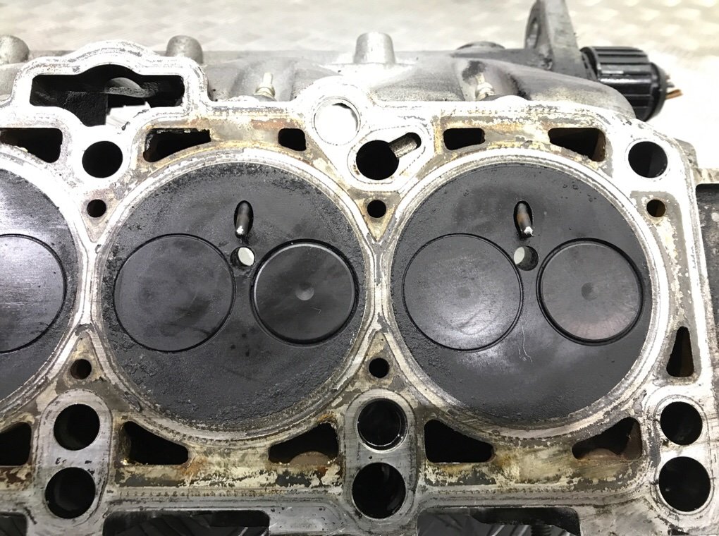 Головка блока цилиндров бу для Volkswagen Jetta 5 1.9 TDi, 2007 г. Головка блока цилиндров бу для Volkswagen Jetta 5 1.9 TDi, 2007 г.