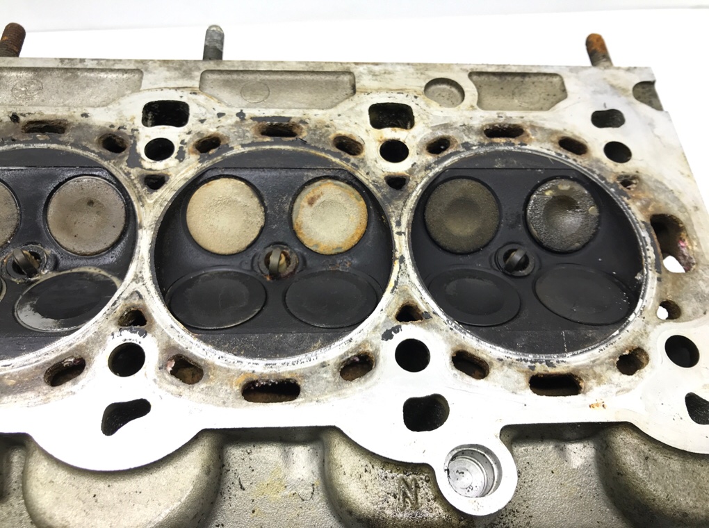 Головка блока цилиндров бу для Opel Astra J 1.4 i, 2010 г. Головка блока цилиндров бу для Opel Astra J 1.4 i, 2010 г.