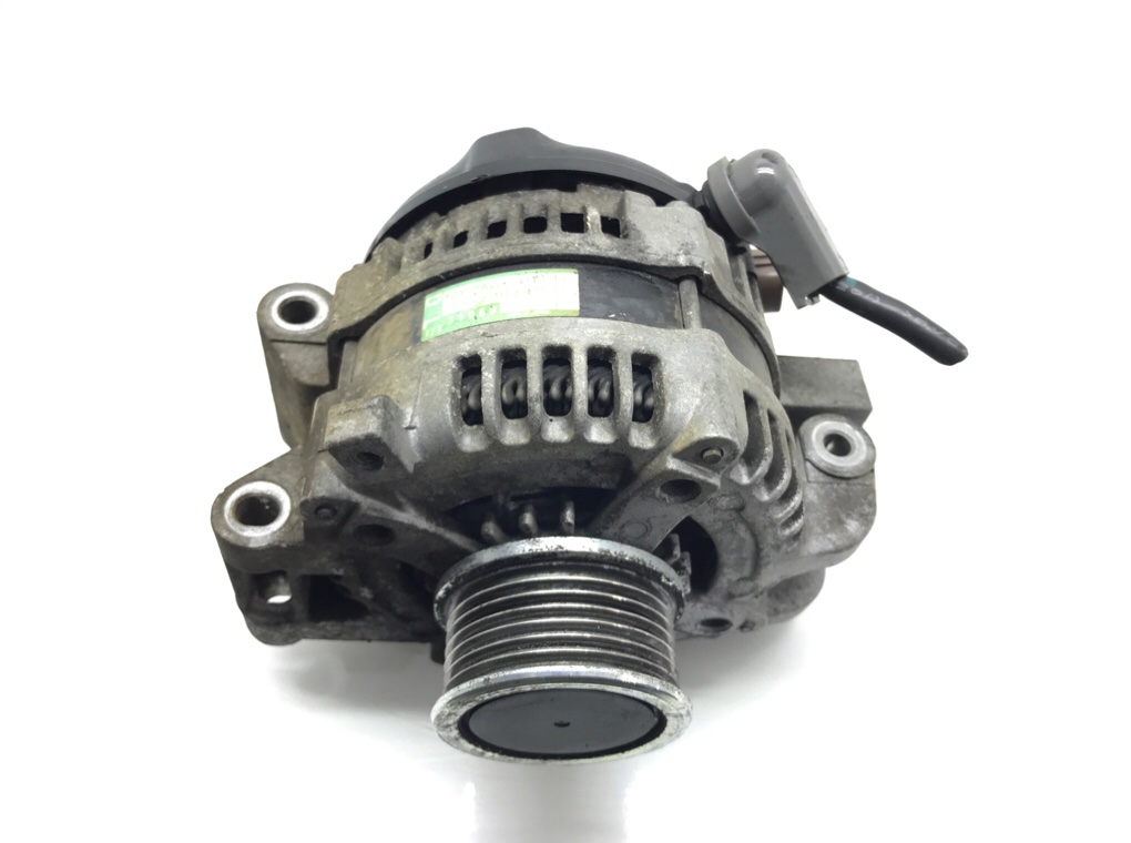 Генератор бу для Toyota Verso 1 2.0 D-4D, 2012 г. Генератор бу для Toyota Verso 1 2.0 D-4D, 2012 г.