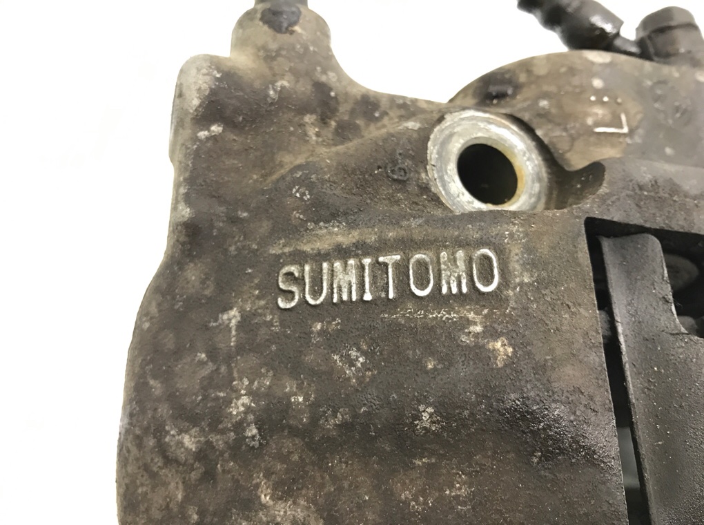 Суппорт передний левый бу для Lexus LS 430 4.3 i, 2005 г. Суппорт передний левый бу для Lexus LS 430 4.3 i, 2005 г.