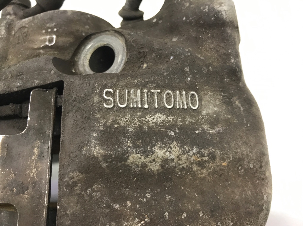 Суппорт передний правый бу для Lexus LS 430 4.3 i, 2005 г. Суппорт передний правый бу для Lexus LS 430 4.3 i, 2005 г.