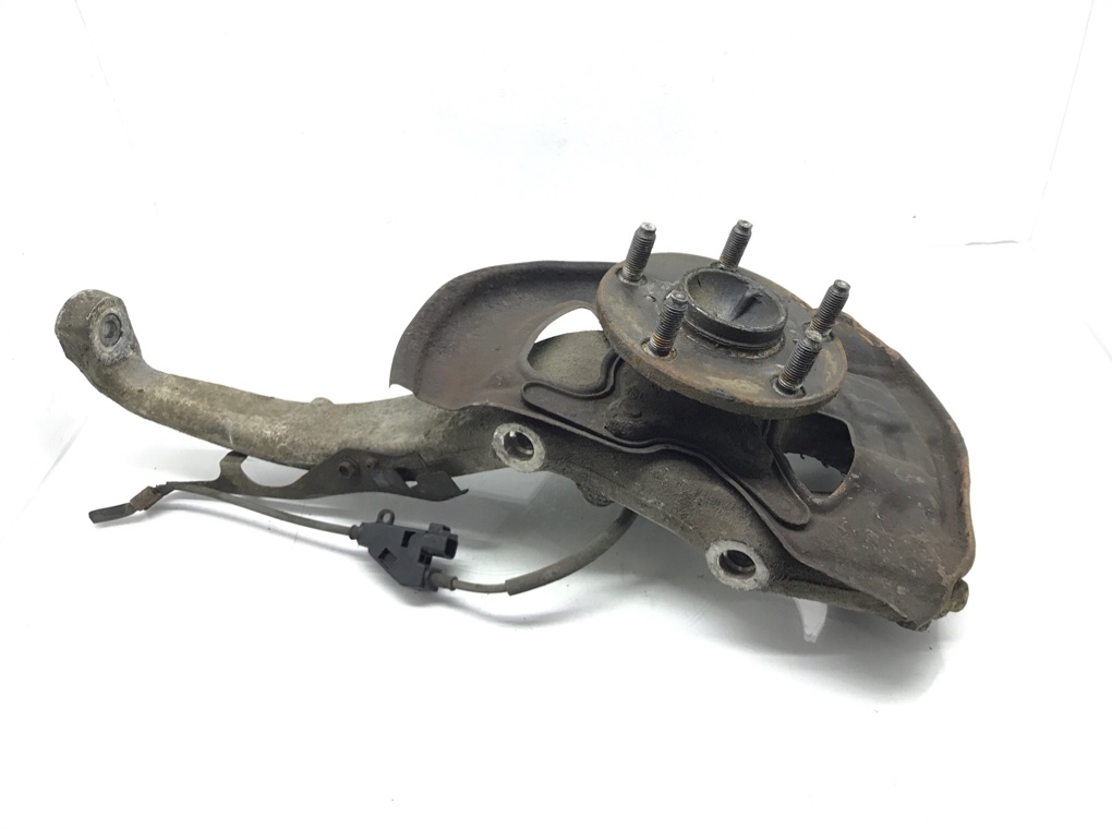 Кулак поворотный правый бу для Lexus LS 430 4.3 i,  2005 г.