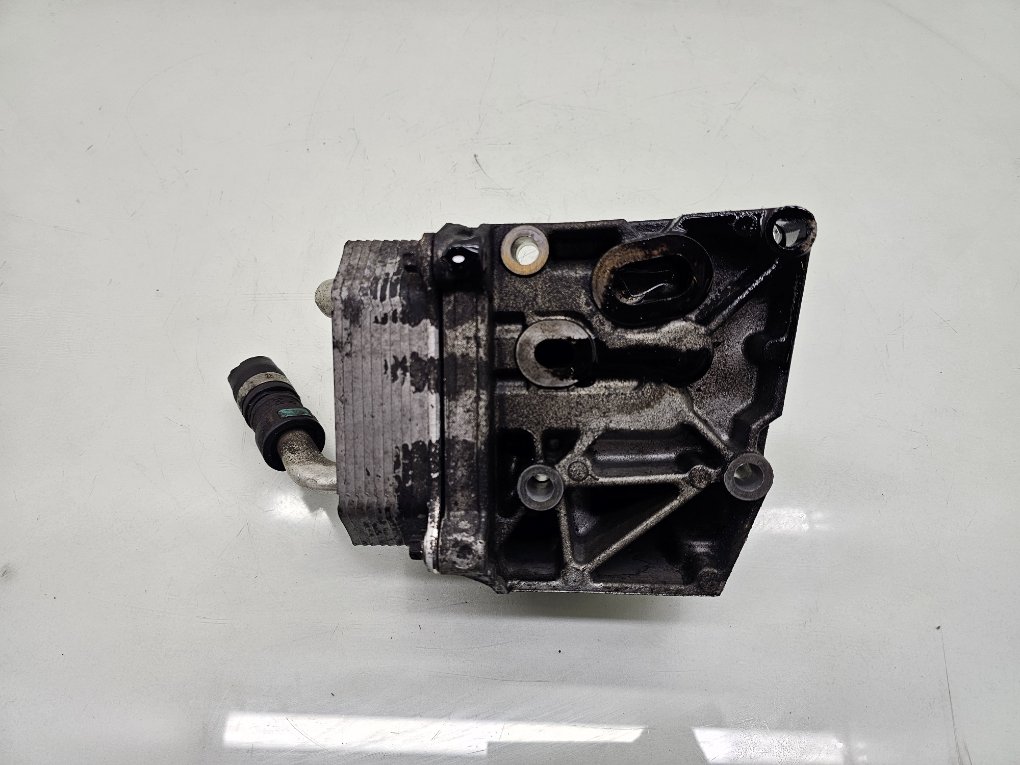 Корпус масляного фильтра бу для Ford Focus 2 1.8 TDCi, 2008 г. Корпус масляного фильтра бу для Ford Focus 2 1.8 TDCi, 2008 г.