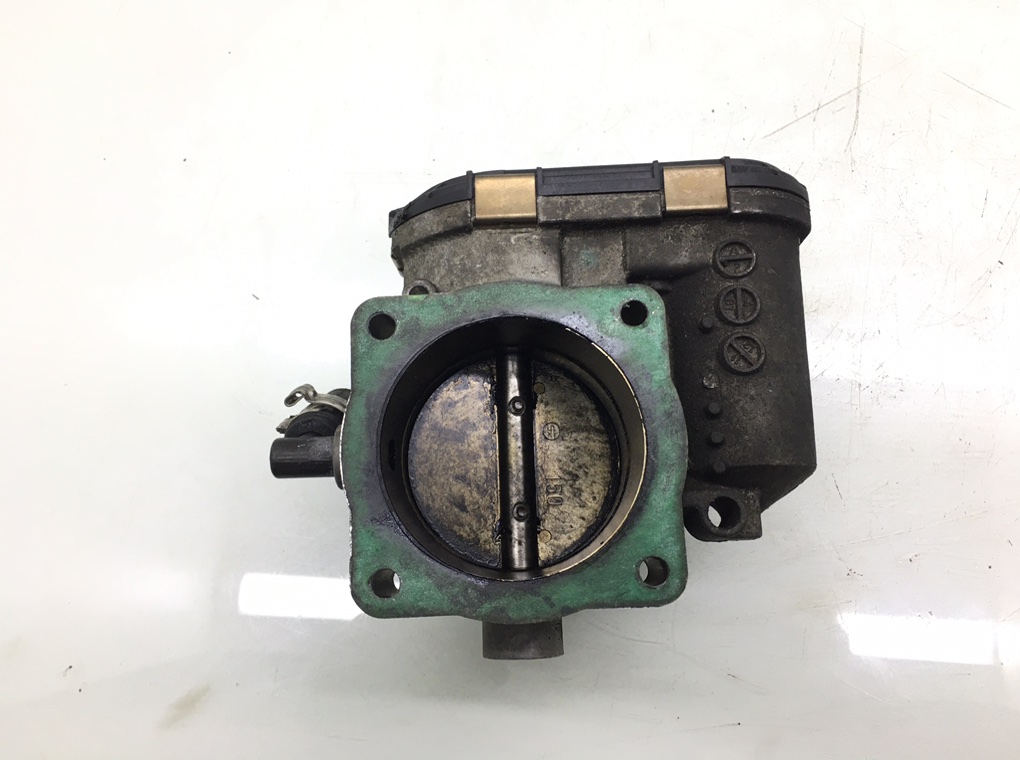 Заслонка дроссельная бу для Volkswagen Golf 4 1.8 Ti, 2001 г. Заслонка дроссельная бу для Volkswagen Golf 4 1.8 Ti, 2001 г.