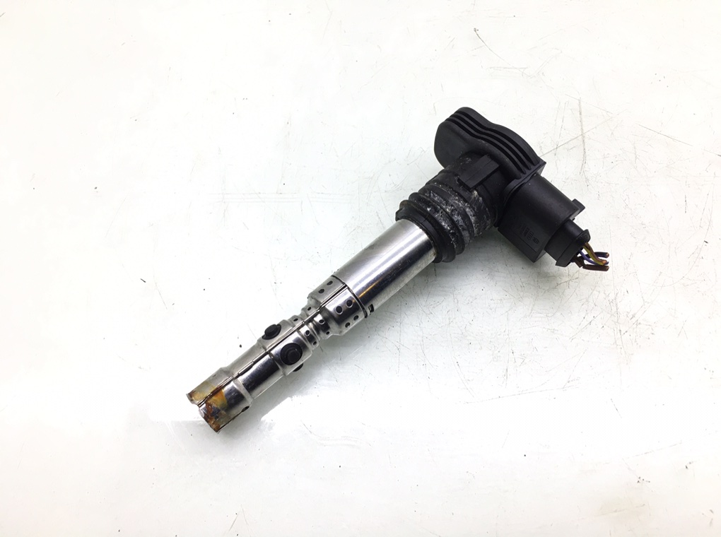 Катушка зажигания бу для Volkswagen Golf 4 1.8 Ti,  2001 г.