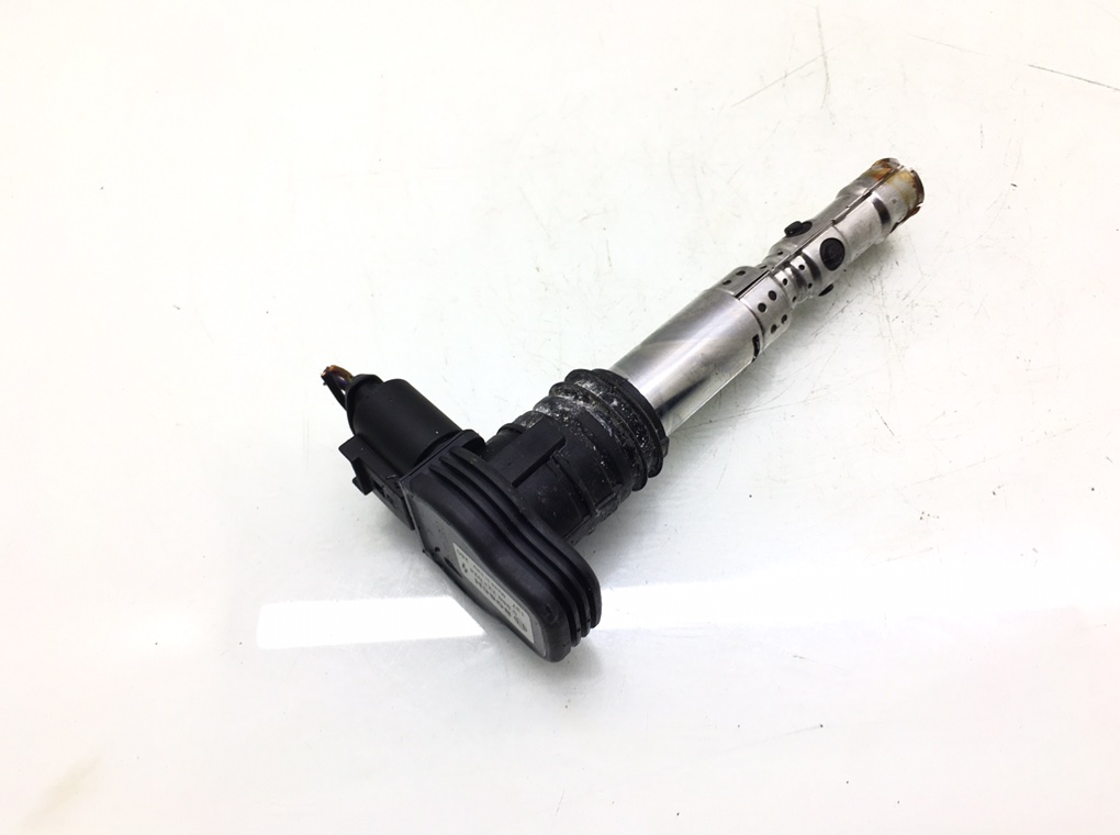 Катушка зажигания бу для Volkswagen Golf 4 1.8 Ti,  2001 г.