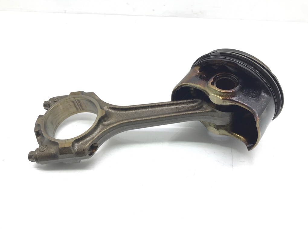 Поршень бу для Opel Insignia 1 1.8 i,  2014 г.