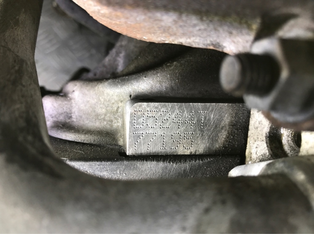 Двигатель (ДВС)  бу для Volvo V70 2 2.4 TD,  2003 г.