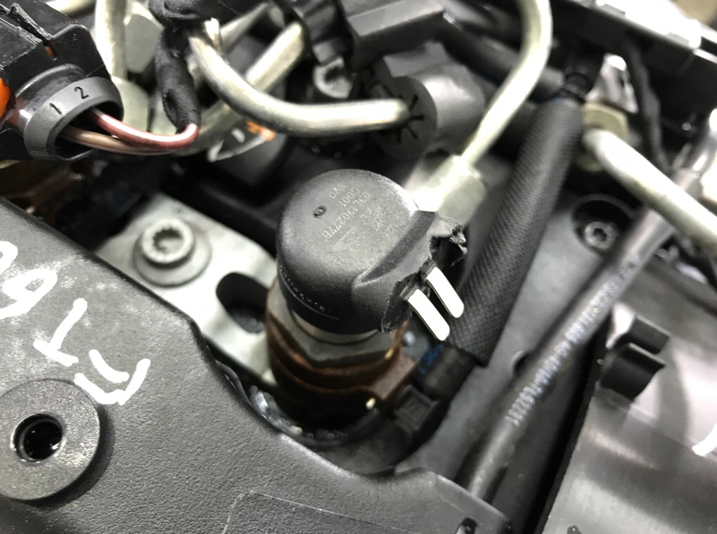 Двигатель (ДВС) бу для Volkswagen Passat B7 1.6 TDi, 2010 г. Двигатель (ДВС) бу для Volkswagen Passat B7 1.6 TDi, 2010 г.