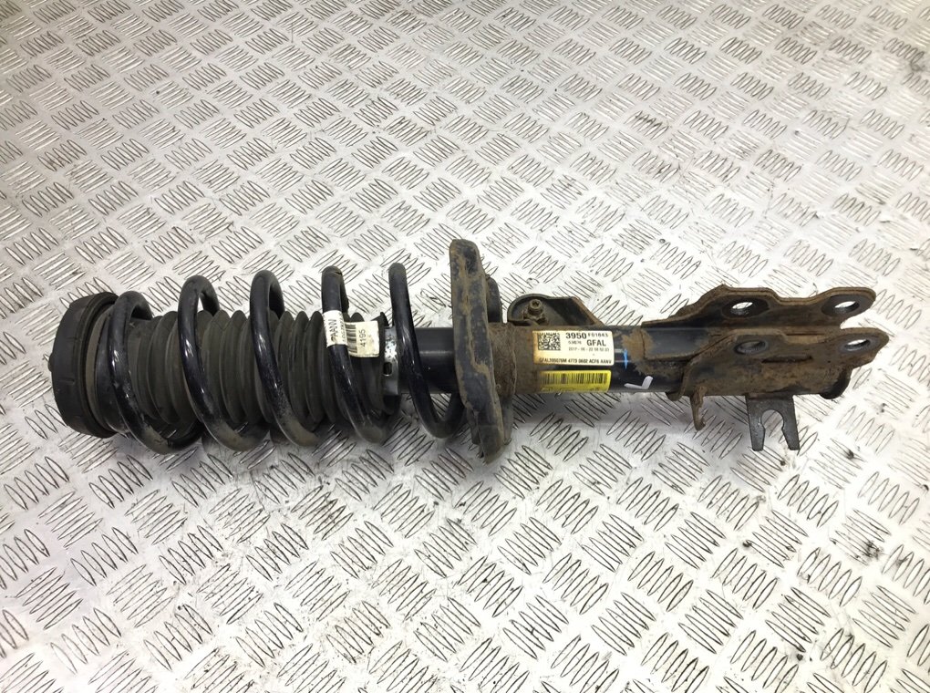 Стойка передняя левая бу для Opel Mokka 1 1.4 i, 2017 г.