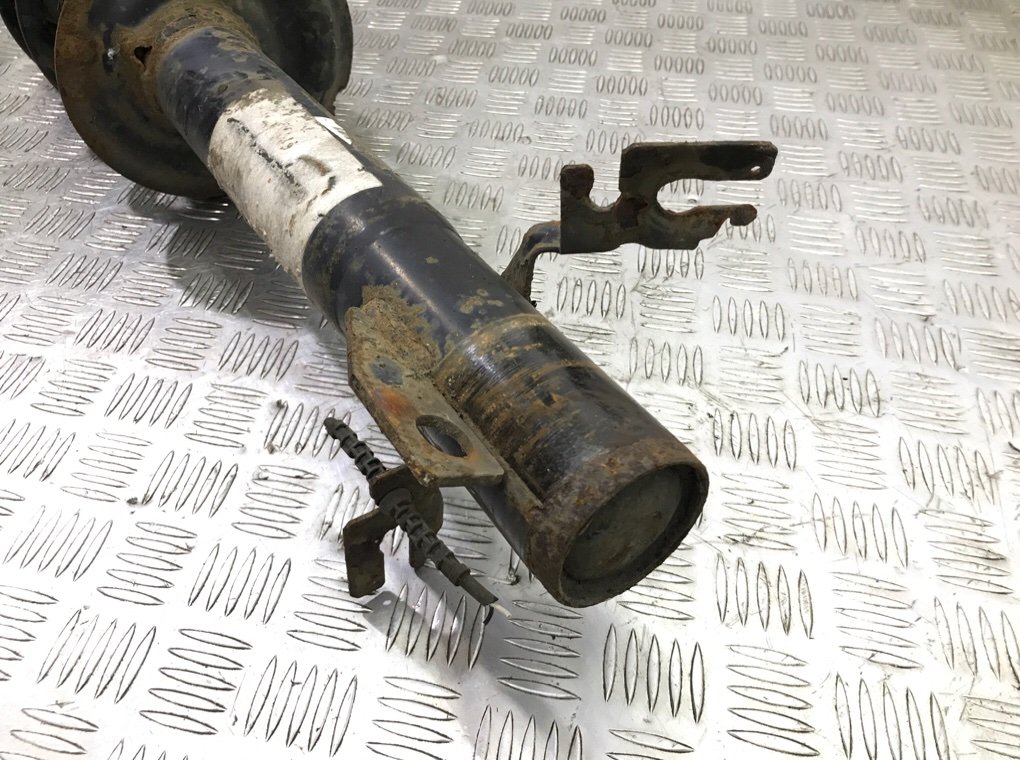 Стойка передняя левая бу для Fiat Ducato 3 2.3 D, 2018 г. Стойка передняя левая бу для Fiat Ducato 3 2.3 D, 2018 г.