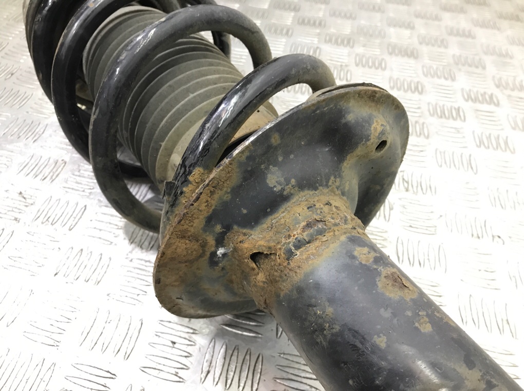 Стойка передняя левая бу для Fiat Ducato 3 2.3 D, 2018 г. Стойка передняя левая бу для Fiat Ducato 3 2.3 D, 2018 г.