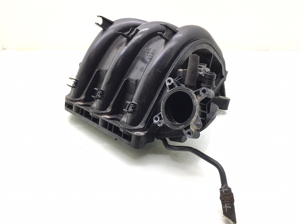 Коллектор впускной бу для Volkswagen Fox 2 1.2 i,  2010 г.