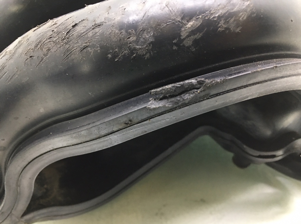 Коллектор впускной бу для Volkswagen Fox 2 1.2 i,  2010 г.