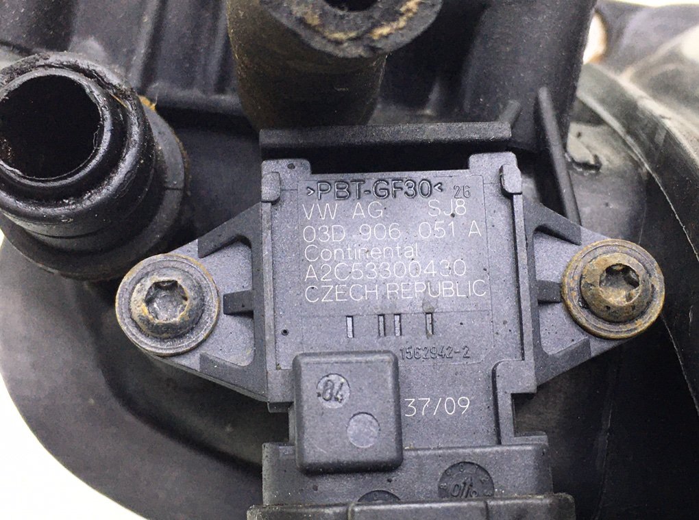 Коллектор впускной бу для Volkswagen Fox 2 1.2 i,  2010 г.