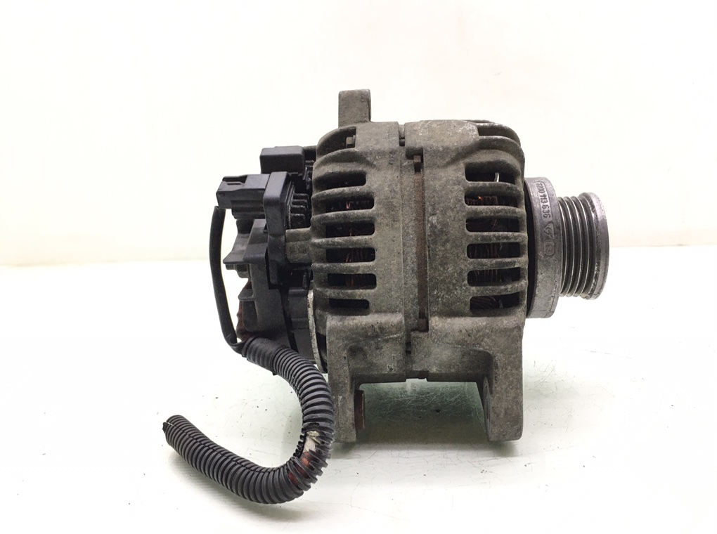 Генератор бу для Renault Modus 1.4 i, 2007 г. Генератор бу для Renault Modus 1.4 i, 2007 г.