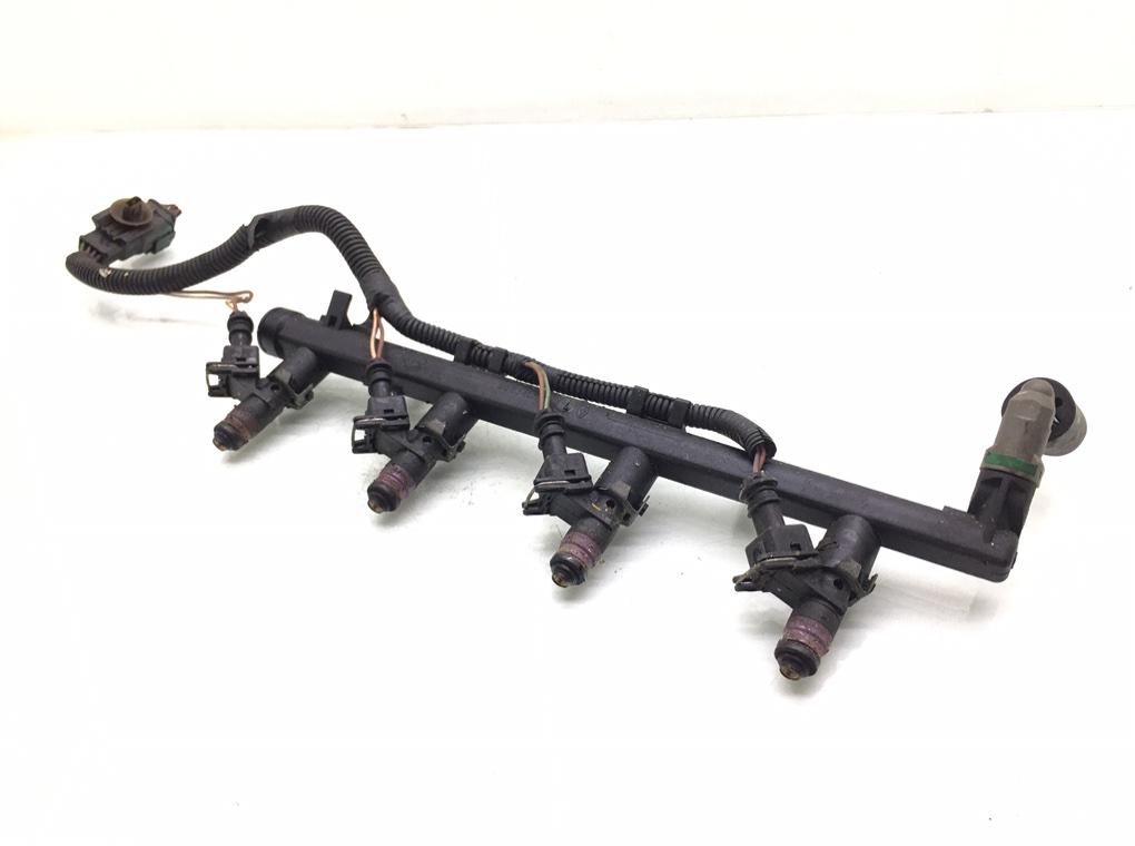 Топливная рампа бу для Renault Modus  1.4 i,  2007 г.