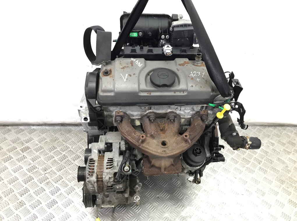 Двигатель (ДВС)  бу для Citroen C3 1 1.4 i,  2008 г.