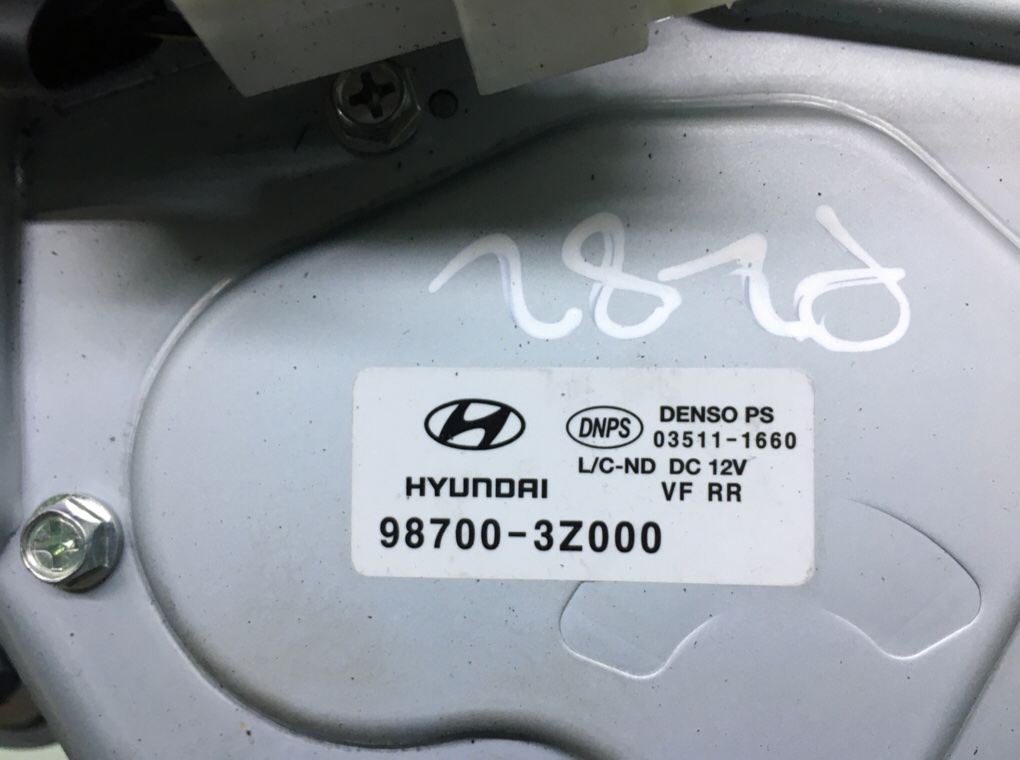 Моторчик заднего стеклоочистителя (дворника) бу для Hyundai i40 1 1.7 CRDi, 2013 г. Моторчик заднего стеклоочистителя (дворника) бу для Hyundai i40 1 1.7 CRDi, 2013 г.