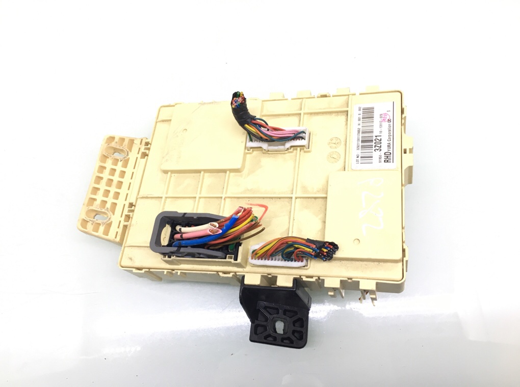 Блок предохранителей бу для Hyundai i40 1 1.7 CRDi, 2013 г. Блок предохранителей бу для Hyundai i40 1 1.7 CRDi, 2013 г.