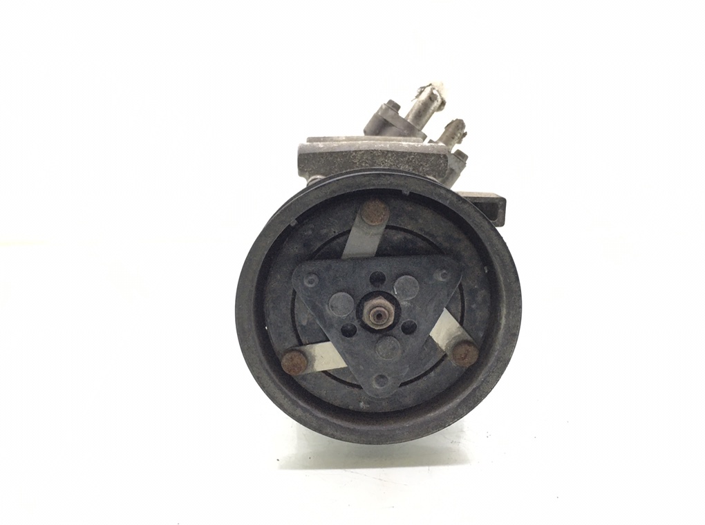 Компрессор кондиционера бу для Renault Clio 3 1.6 i, 2007 г.