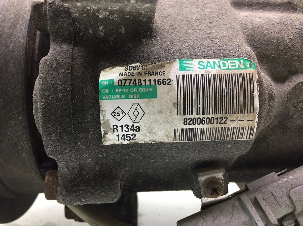 Компрессор кондиционера бу для Renault Clio 3 1.6 i, 2007 г. Компрессор кондиционера бу для Renault Clio 3 1.6 i, 2007 г.