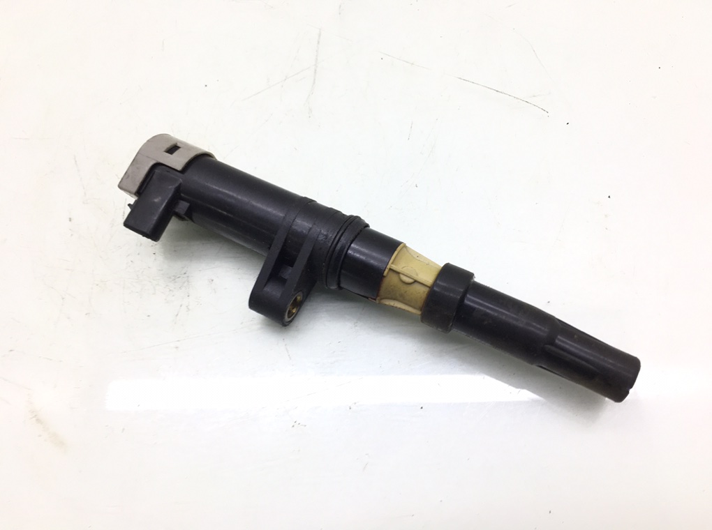 Катушка зажигания бу для Renault Clio 3 1.6 i, 2007 г. Катушка зажигания бу для Renault Clio 3 1.6 i, 2007 г.