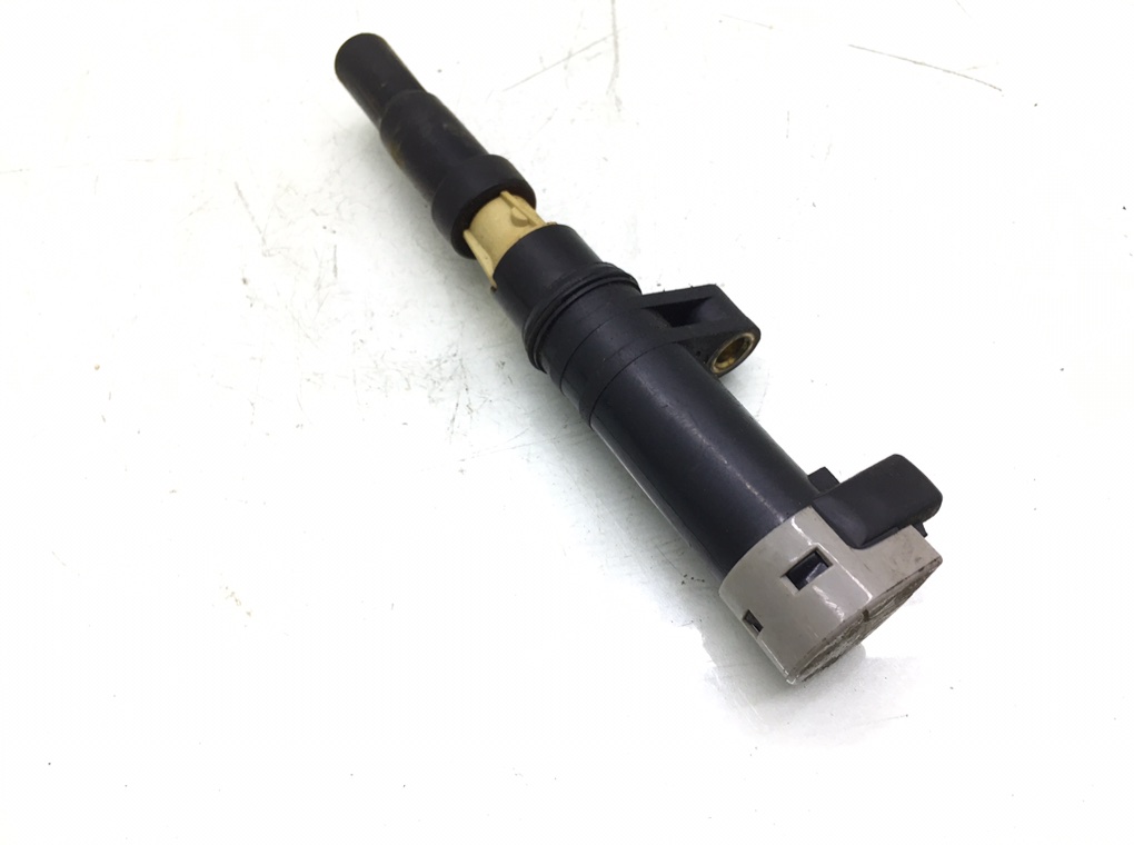 Катушка зажигания бу для Renault Clio 3 1.6 i, 2007 г. Катушка зажигания бу для Renault Clio 3 1.6 i, 2007 г.