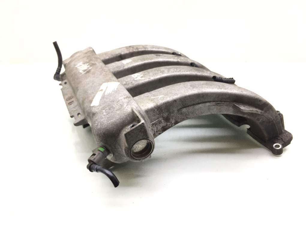 Коллектор впускной бу для Renault Clio 3 1.6 i, 2009 г. Коллектор впускной бу для Renault Clio 3 1.6 i, 2009 г.