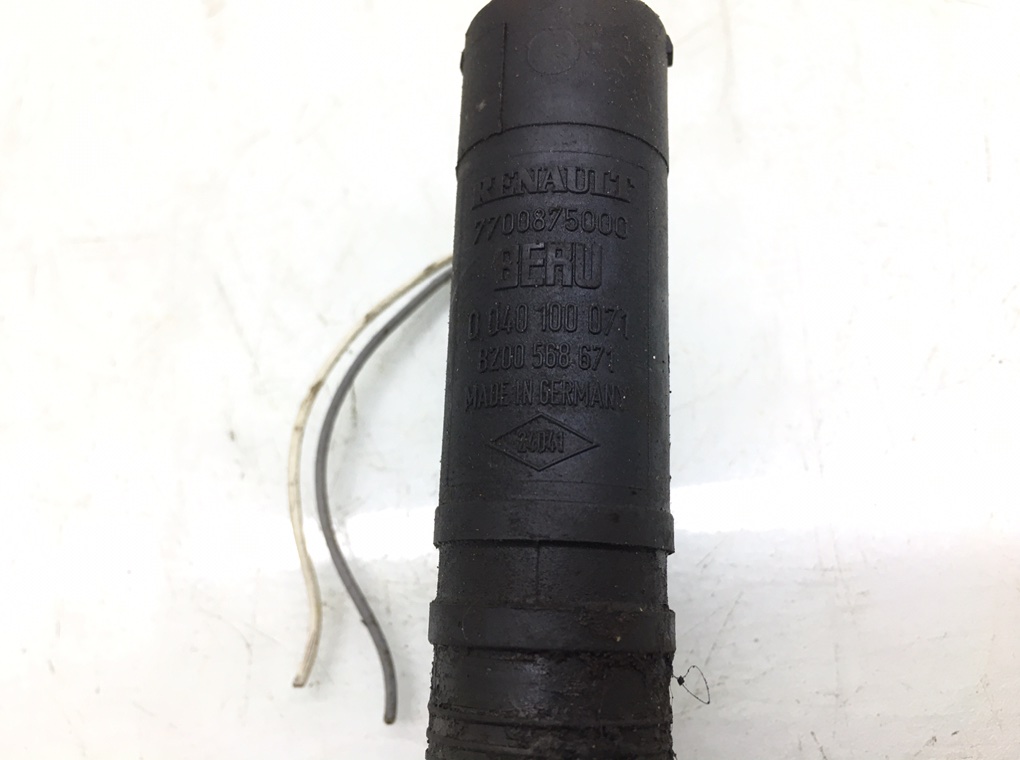 Катушка зажигания бу для Renault Clio 3 1.6 i, 2009 г. Катушка зажигания бу для Renault Clio 3 1.6 i, 2009 г.