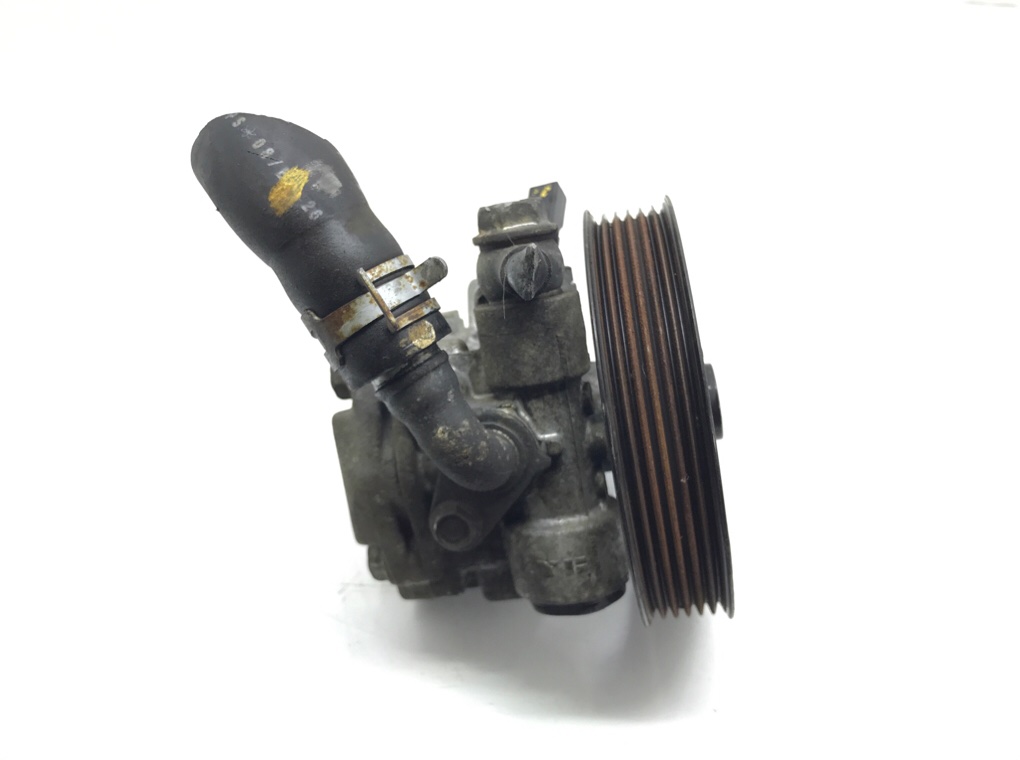 Насос гидроусилителя руля бу для Mazda 3 BK 1.6 i, 2008 г. Насос гидроусилителя руля бу для Mazda 3 BK 1.6 i, 2008 г.