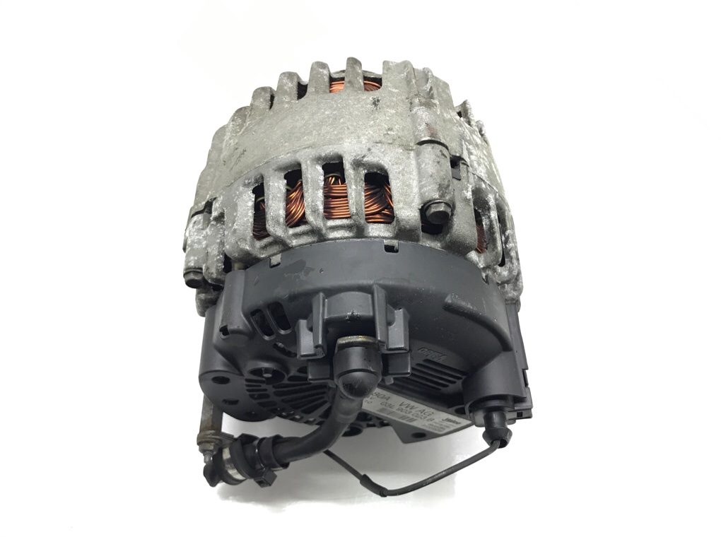 Генератор бу для Volkswagen Passat B7 1.6 TDi, 2010 г. Генератор бу для Volkswagen Passat B7 1.6 TDi, 2010 г.