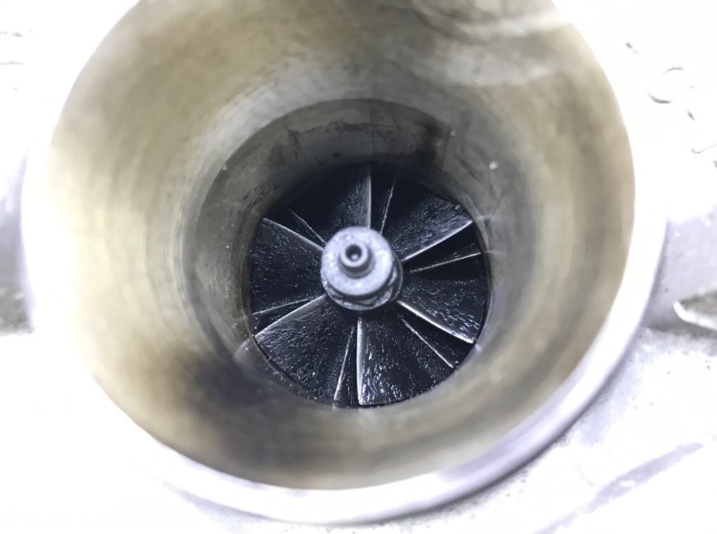 Турбина бу для Volkswagen Passat B7 1.6 TDi, 2010 г. Турбина бу для Volkswagen Passat B7 1.6 TDi, 2010 г.