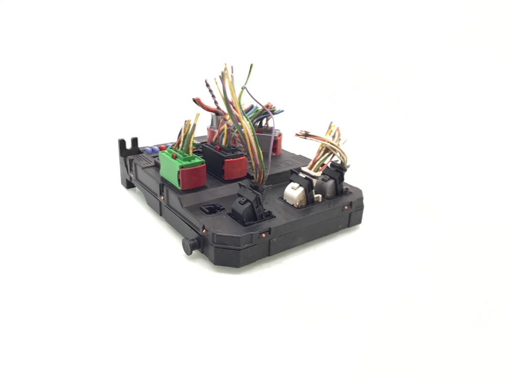 Блок комфорта бу для Citroen Xsara Picasso 1 1.6 i, 2005 г. Блок комфорта бу для Citroen Xsara Picasso 1 1.6 i, 2005 г.