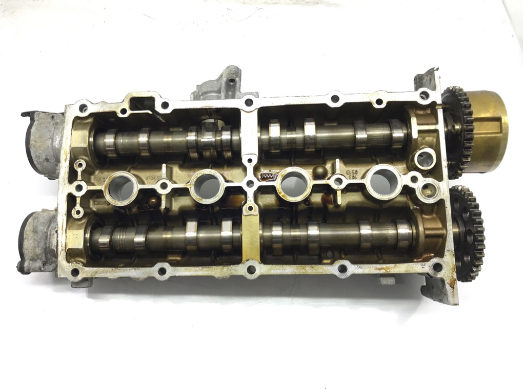 Постель распредвала (бугель) бу для Volkswagen Golf 6 1.4 TSI, 2010 г. Постель распредвала (бугель) бу для Volkswagen Golf 6 1.4 TSI, 2010 г.