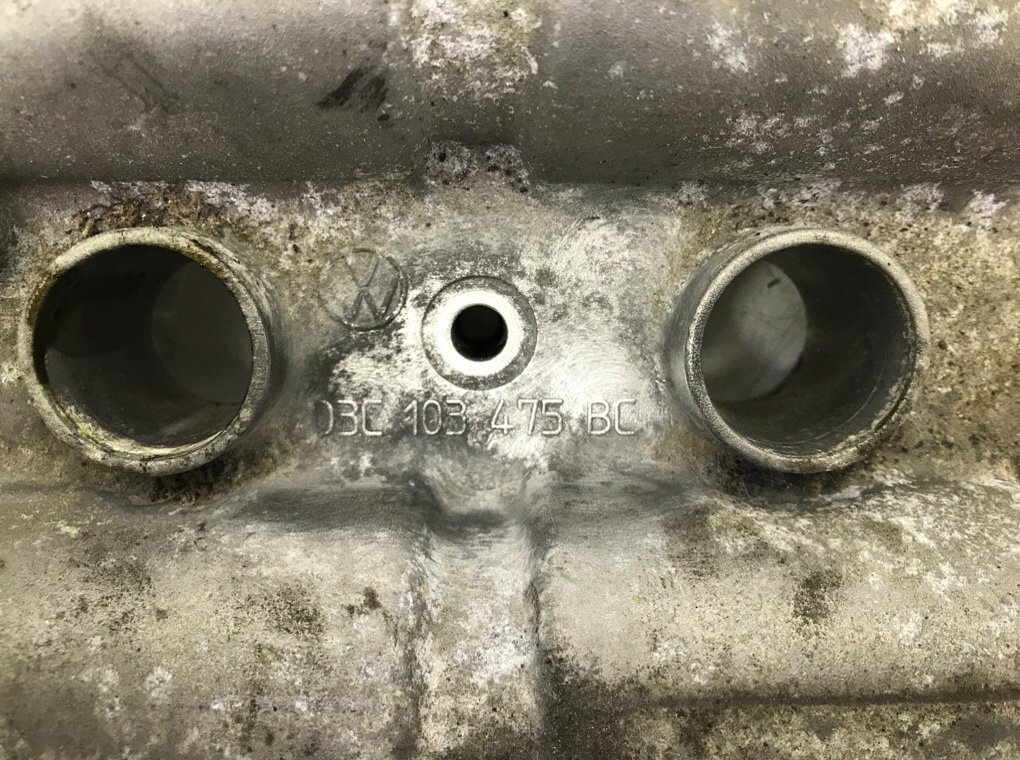 Постель распредвала (бугель) бу для Volkswagen Golf 6 1.4 TSI, 2010 г. Постель распредвала (бугель) бу для Volkswagen Golf 6 1.4 TSI, 2010 г.