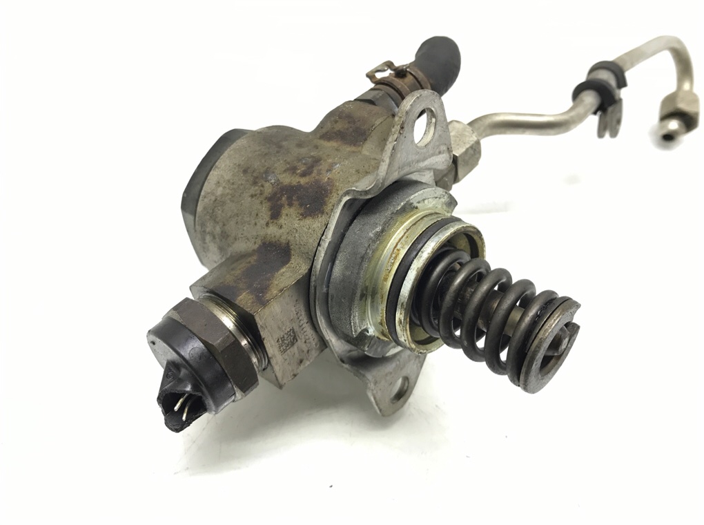 ТНВД бу для Volkswagen Golf 6 1.4 TSI, 2010 г. ТНВД бу для Volkswagen Golf 6 1.4 TSI, 2010 г.