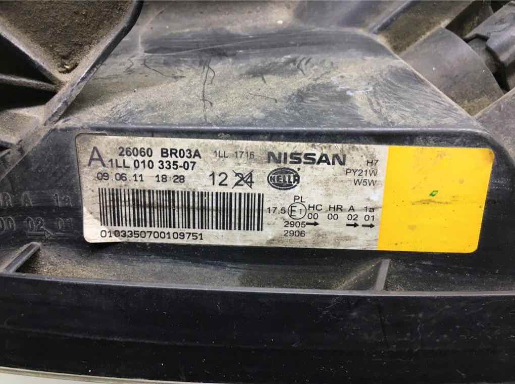 Фара левая бу для Nissan Qashqai 1 1.5 DCi,  2011 г.