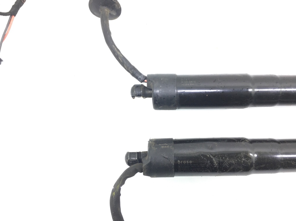 Амортизатор крышки багажника бу для Citroen C4 Picasso 2 1.6 HDi,  2016 г.