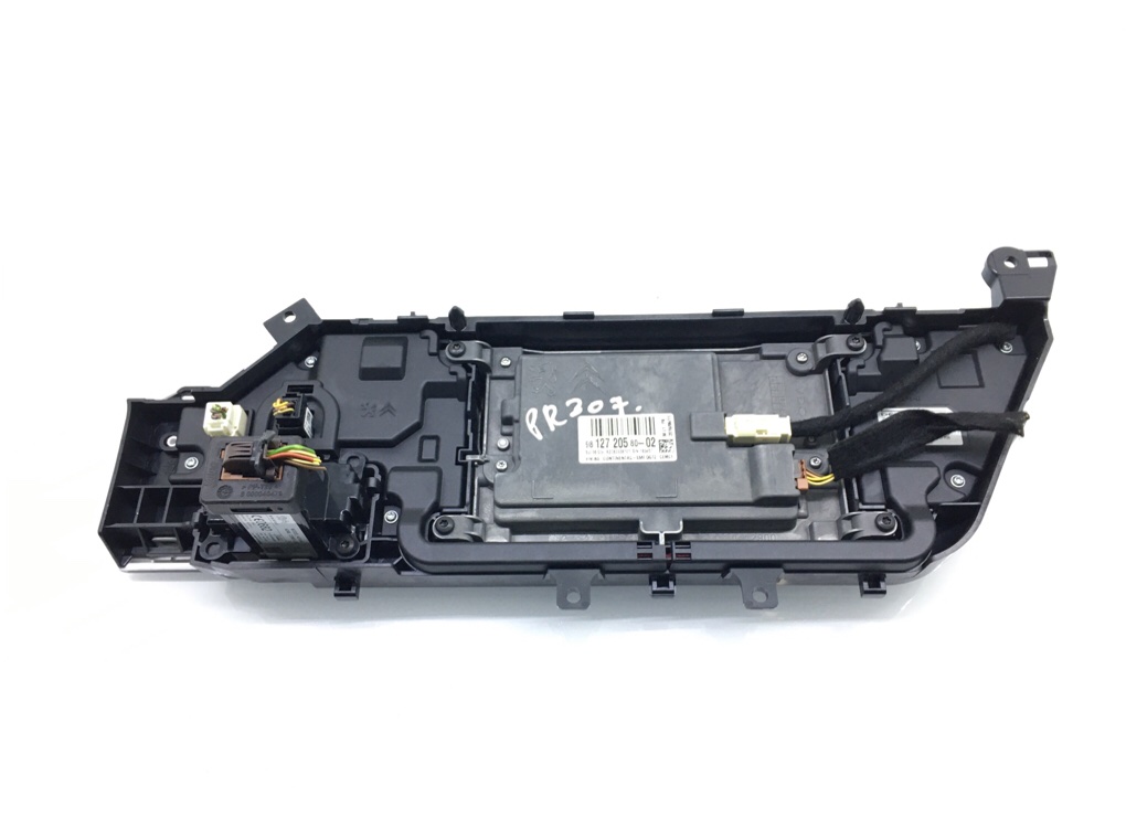 Дисплей бу для Citroen C4 Picasso 2 1.6 HDi, 2016 г. Дисплей бу для Citroen C4 Picasso 2 1.6 HDi, 2016 г.