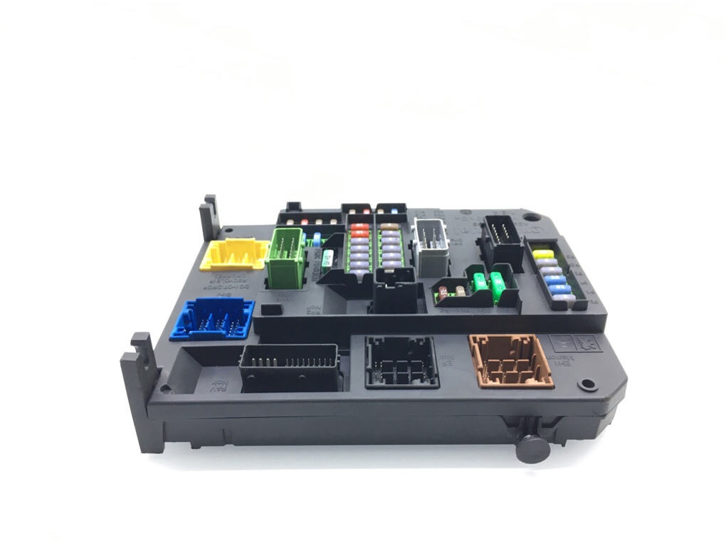 Блок комфорта бу для Citroen C4 Picasso 2 1.6 HDi,  2016 г.