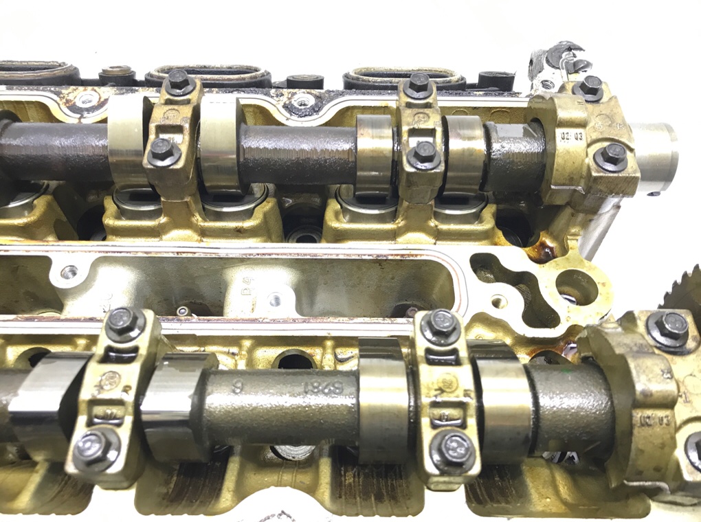 Головка блока цилиндров бу для Jaguar X-Type  2.1 i,  2003 г.