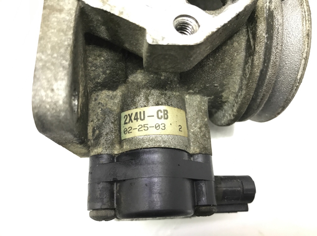 Заслонка дроссельная бу для Jaguar X-Type 2.1 i, 2003 г. Заслонка дроссельная бу для Jaguar X-Type 2.1 i, 2003 г.