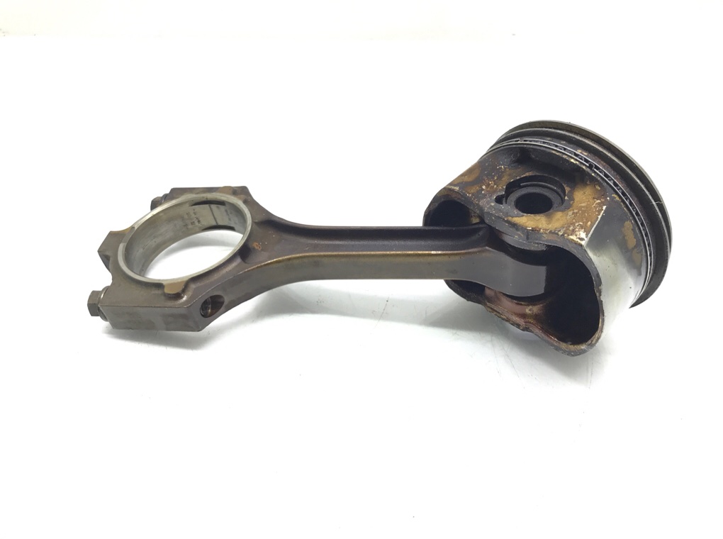 Поршень бу для Jaguar X-Type  2.1 i,  2003 г.