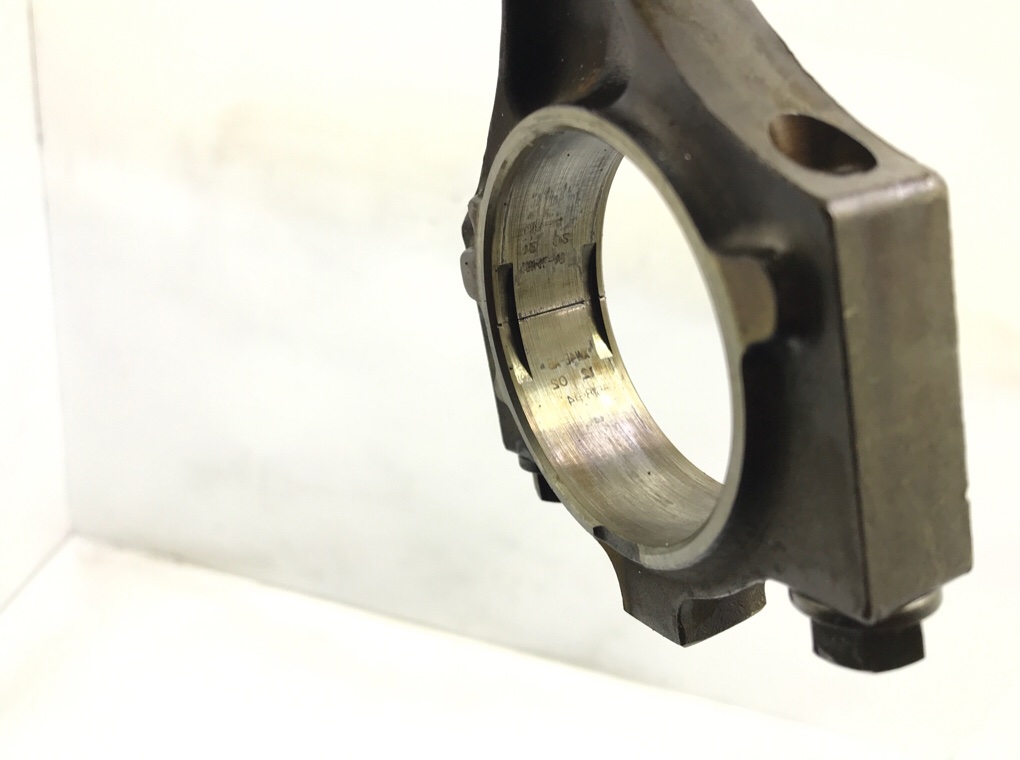 Поршень бу для Jaguar X-Type  2.1 i,  2003 г.