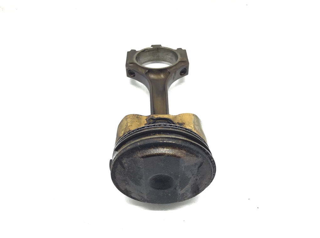 Поршень бу для Jaguar X-Type  2.1 i,  2003 г.