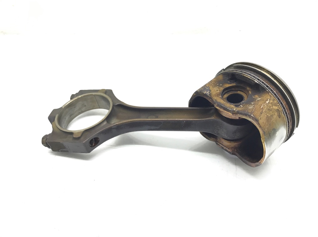 Поршень бу для Jaguar X-Type  2.1 i,  2003 г.