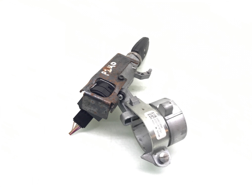 Замок зажигания бу для Opel Astra J 1.4 i, 2012 г. Замок зажигания бу для Opel Astra J 1.4 i, 2012 г.